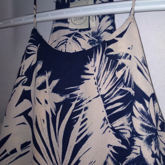 🎁 Gorgeous Paper Crane Double Layered Halter Tank Top - Picture 5 of 10